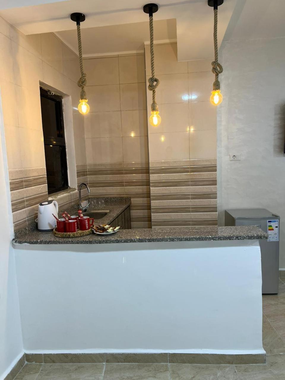 The Guset House Apartamento Karak Exterior foto